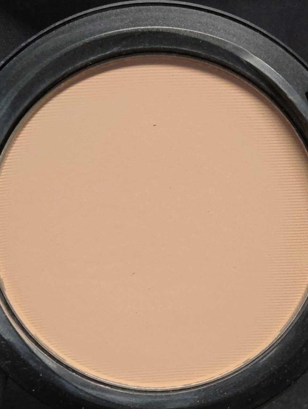MAC Studio Fix - C2 - Picture 3 of 4